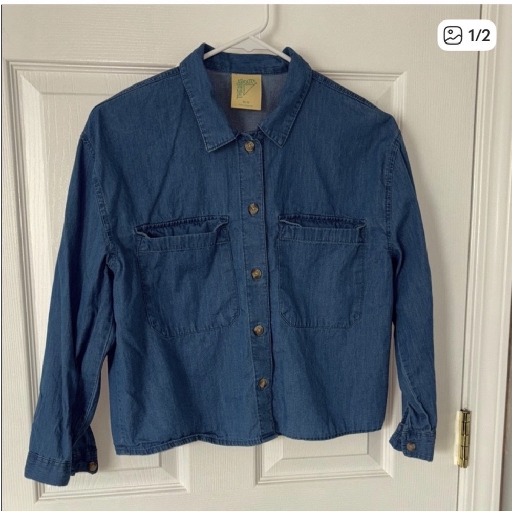 Button down boxy shirt